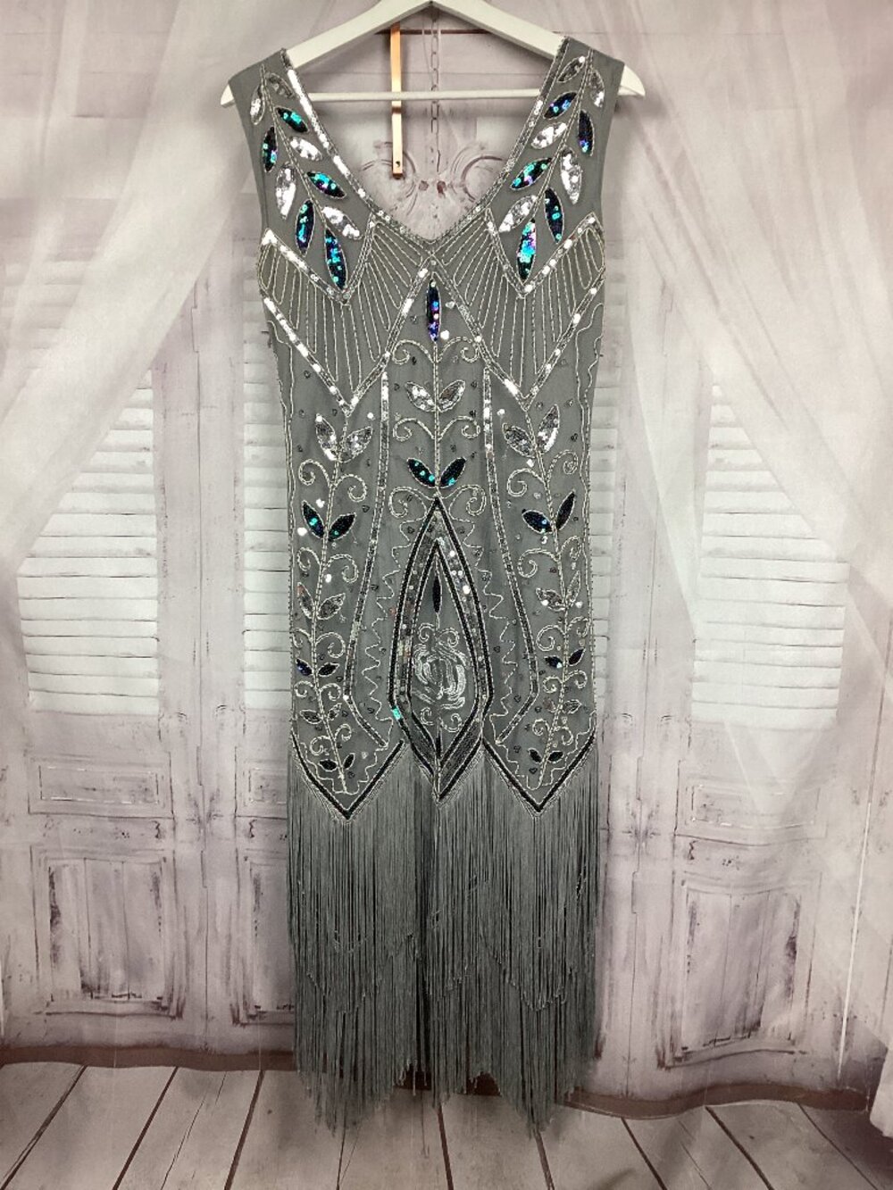 Metme Dress Flapper Roaring 20's Great Gatsby Beaded Sequin Fringed Gray M
